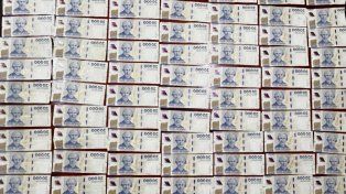 Una joven de La Paz encontró casi $2 millones y los entregó a la policía