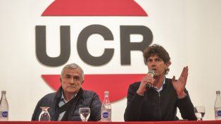 Morales y Lousteau en la sede del comité de la UCR.&nbsp;
