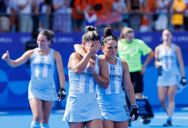 Desconsuelo. Las Leonas poco pudieron hacer ante el poderío de las neerlandesas que se impusieron 3-0 y pasaron a la final.