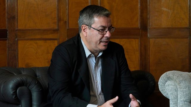 "Tenemos que pasar por el tamiz del peronismo todos los art&iacute;culos que se establecieron en la ley de necesidad", afirm&oacute;.