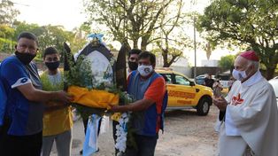 Llegó la virgen finalizando la Marcha de los Pueblos.&nbsp;