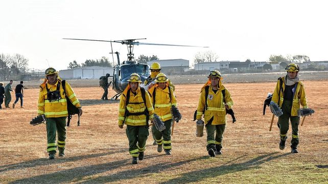 Incendios en las islas: continúa el trabajo de brigadistas