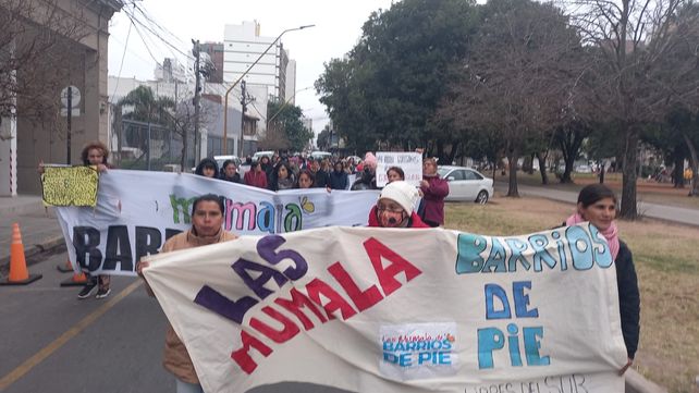 Organizaciones feministas se movilizaron este martes frente al Ministerio de Seguridad de Santa Fe