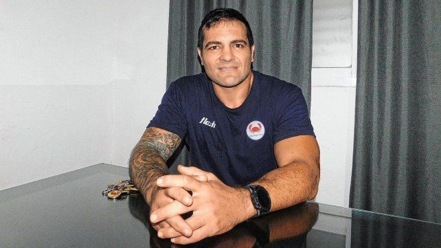 El tercera línea Diego García es el capitán del plantel de Cha Roga.