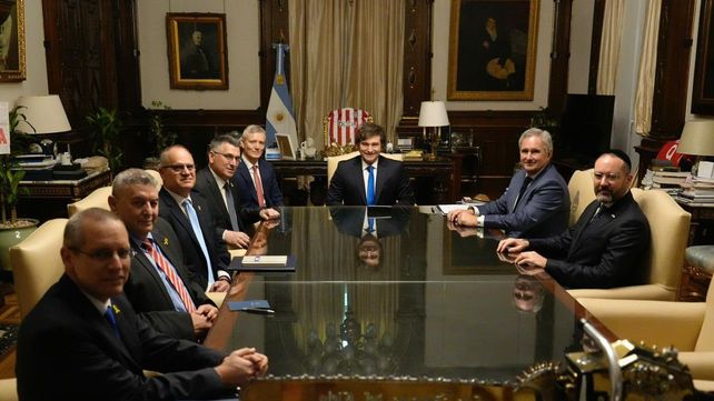 Milei y otro guiño a Estudiantes de La Plata.&nbsp;