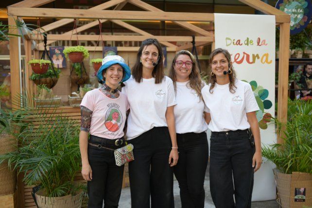 Magdalena Ibarra, Lina Bosaz, Julieta Abdul Ahad y Mailén Bosaz
