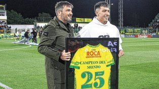 Lisandro Martínez presente en el partido jugado en Florencio Varela.