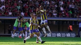 Central se mantiene como líder de la Zona B del Torneo Apertura pese a la derrota por 1 a 0 ante Boca.