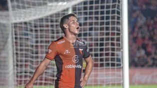 Colón acordó la cesión de Nicolás Talpone a Estudiantes de Río Cuarto