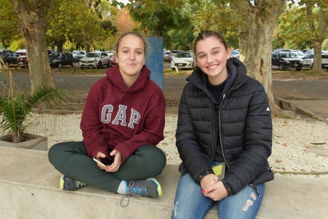 Emilia Vergés y Juana Lafuente
