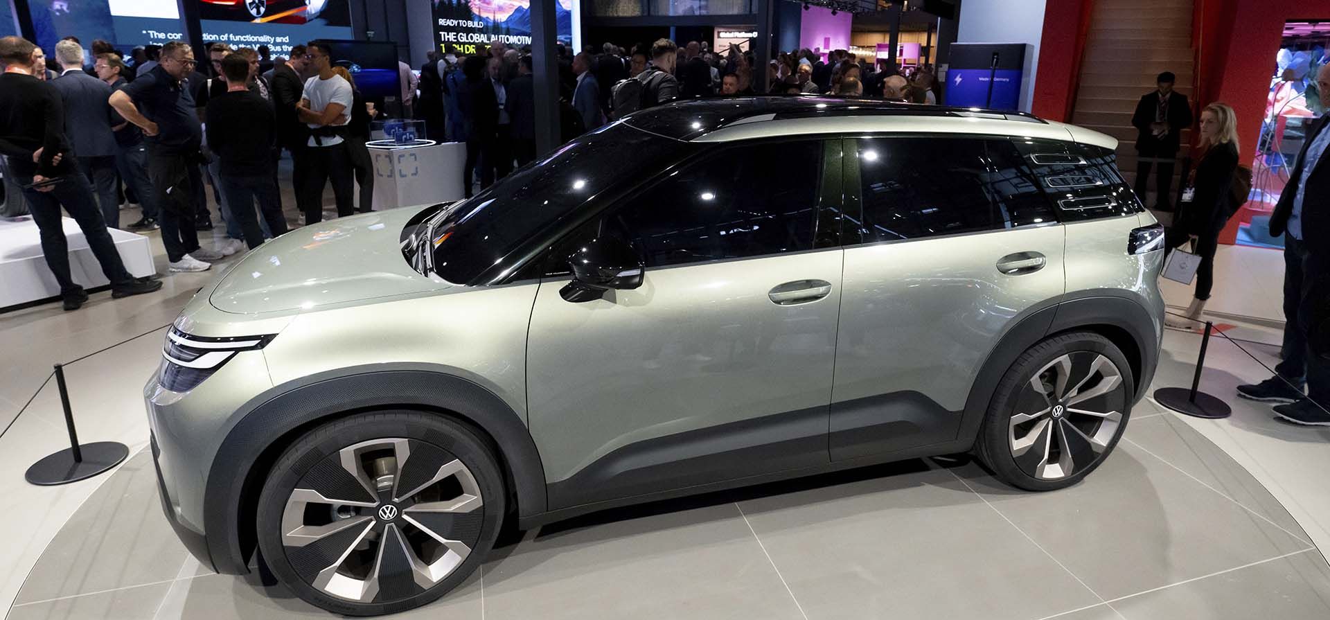 El prototipo Volkswagen ID.CROSS se exhibe en el stand de Volkswagen durante la inauguración del Salón Internacional del Automóvil (IAA Mobility) en Múnich, Alemania, el miércoles 10 de septiembre de 2025. (Sven Hoppe/dpa vía AP) El prototipo Volkswagen ID.CROSS se exhibe en el stand de Volkswagen durante la inauguración del Salón Internacional del Automóvil (IAA Mobility) en Múnich, Alemania, el miércoles 10 de septiembre de 2025. (Sven Hoppe/dpa vía AP)
