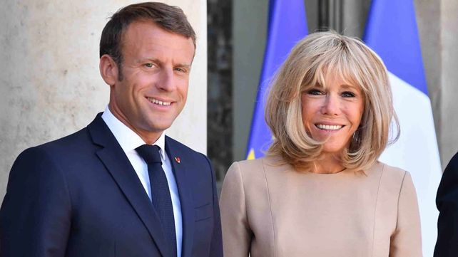Una influencer estadounide promovió en redes sociales que la esposa del presidente francés
