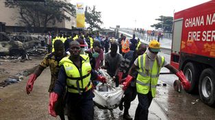 Explosión en una estación de servicio en la capital de Ghana deja 90 muertos