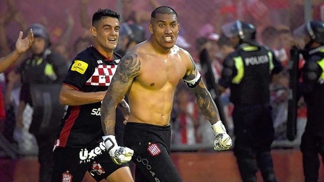 Arce no arregló en San Martín (T) y podría seguir en el exterior