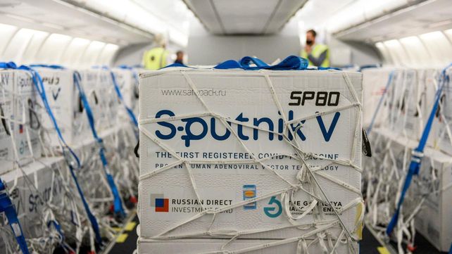 Al tope. La cabina de pasajeros del Airbus fue despejada de asientos para poder cargar el máximo de vacunas.&nbsp;