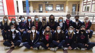Bajo la temática de “El arte: la utilidad de lo inútil”, los chicos y las chicas formularon sus investigaciones y las desarrollaron en forma grupal.