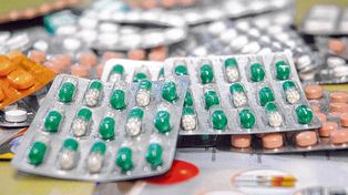 Infectólogos rosarinos alertan sobre uso indebido de antibióticos en pacientes con coronavirus