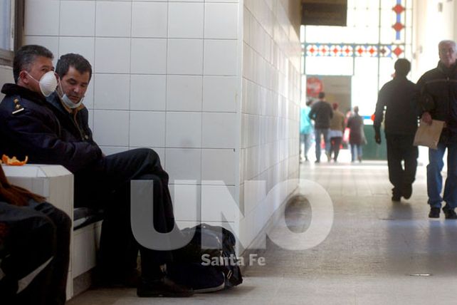 Dieron positivo para influenza 38 de los pacientes en vigilancia