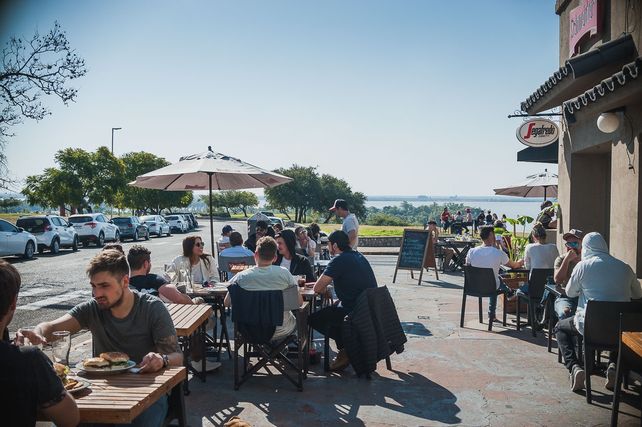 Fotos: las mesas y la gastronomía recibieron a sus clientes