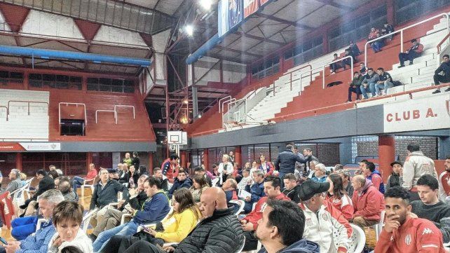 La comisión directiva atendió un reclamo de Identidad Unionista y la Asamblea en Unión se reprogramará. La comisión directiva atendió un reclamo de Identidad Unionista y la Asamblea en Unión se reprogramará.