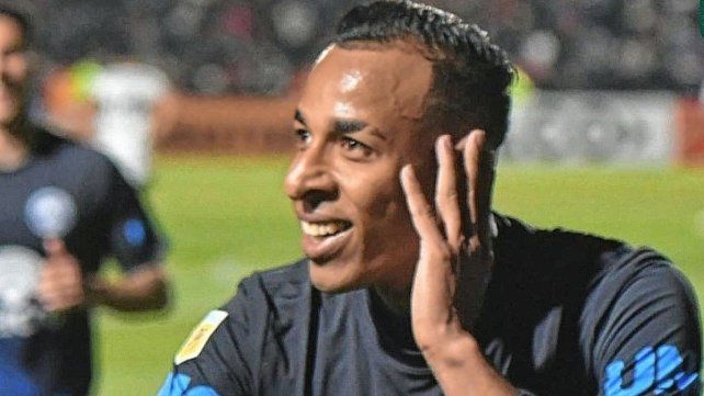 Con el debut de Sebastián Villa