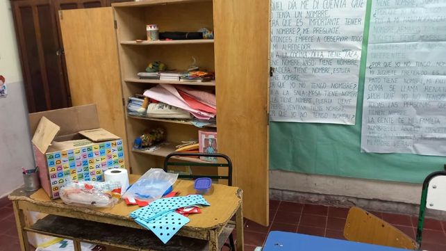 Escuela de Paraná blanco de vandalismo: destrozaron todo