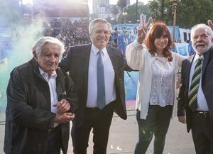 En Plaza de Mayo, Alberto Fernández afirmó que la Argentina del ajuste es historia