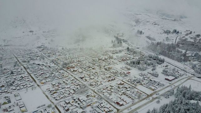 Ola polar y fuertes nevadas en el sur del país anunciaron la llegada del invierno