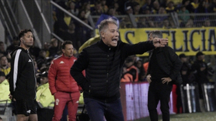 Ariel Holan no puso excusas luego de la eliminación de Central ante Huracán.