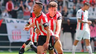 Estudiantes (LP) y Estudiantes (SL) buscan su lugar en cuartos de final