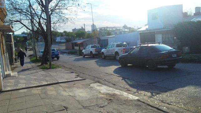 Diez allanamientos simultáneos en la Villa 351