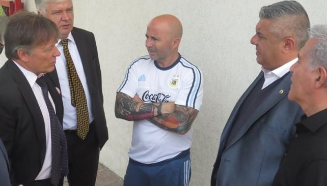Sampaoli y Tapia recibieron al embajador de Rusia