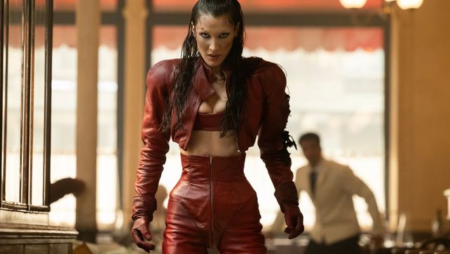 La modelo Bella Hadid participa en Belleza perfecta