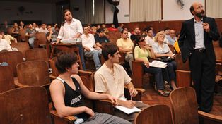 Se grad&uacute;an tres mil ingenieros al a&ntilde;o pero el pa&iacute;s necesita diez mil