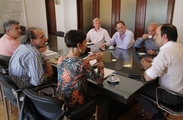 José Corral recibió a dos representantes de la Gerencia de Proyectos Urbanísticos del Programa de Crédito Argentino (ProCreAr)