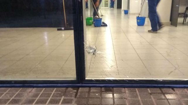 Huellas del tiroteo en el Centro de Justicia Penal.&nbsp;