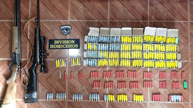 Incautaron armas y municiones en allanamientos en el campo