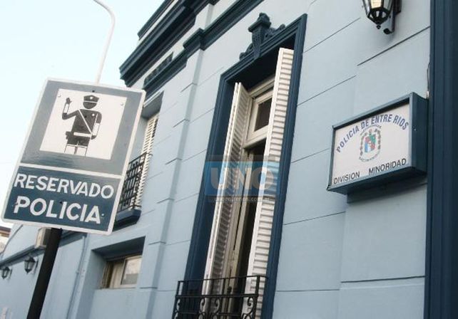 Tras denunciar a su marido por violencia, fue golpeada por su hijo