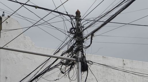 Retirarán los nidos del cableado aéreo en desuso