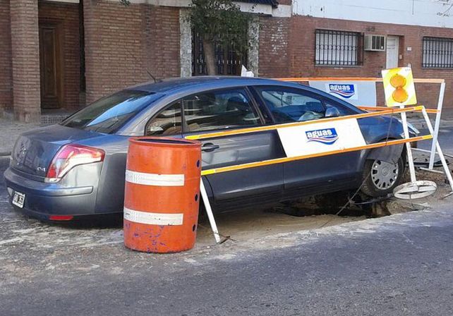 Piden explicaciones por la permanencia de corralitos de Aguas Santafesinas.
