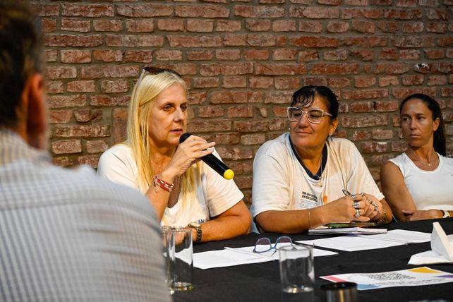 Un informe revela que en barrios del cordón oeste de Santa Fe, el 100% de las familias necesita de asistencia para garantizar su alimentación