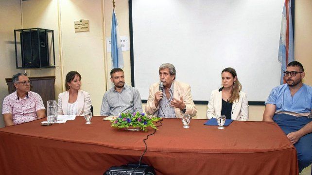 El Ministerio de Salud entregó la resolución por la cual se designa como nueva directora del San Martín a María Emilia Sattler.
