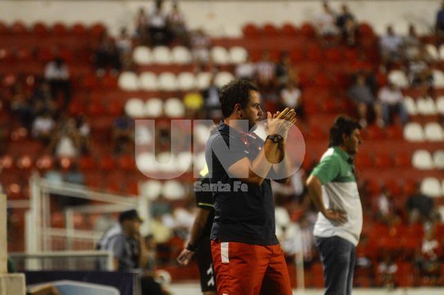 Todo listo. Juan Pablo Pumpido y sus muchachos van por la recuperación en Liniers.