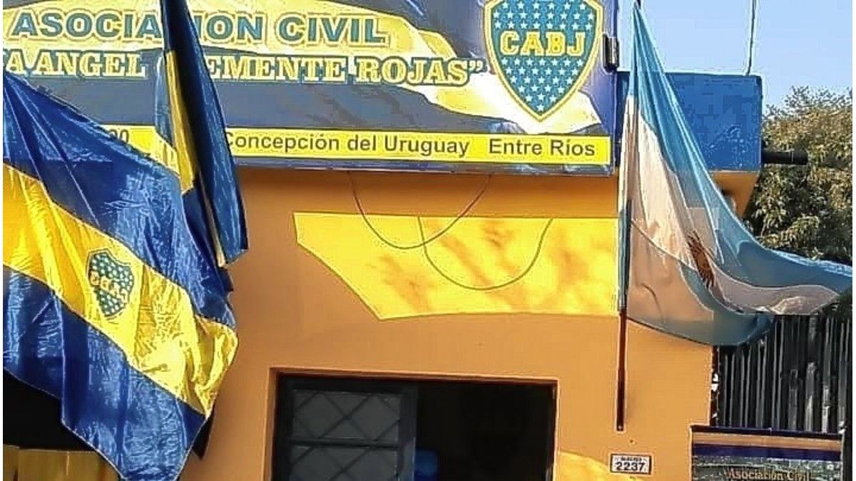 La Peña de Boca de Concepción del Uruguay recibió una Medalla de Oro por su labor solidaria