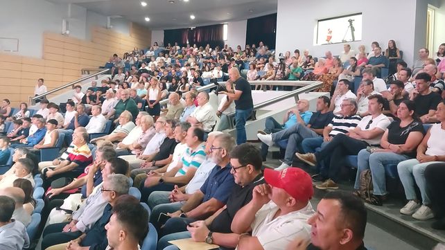 El gobierno de Entre Ríos acompañó la distinción a los destacados del deporte entrerriano en la 4ª Fiesta del Deporte Entrerriano en Concepción del Uruguay