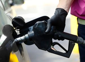 Axion también aumentó el precio de sus combustibles