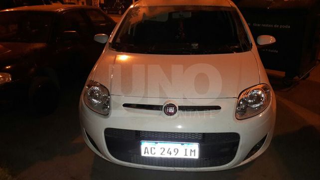 Secuestraron tres autos y dos motos robadas, además de una pistola y de un revólver