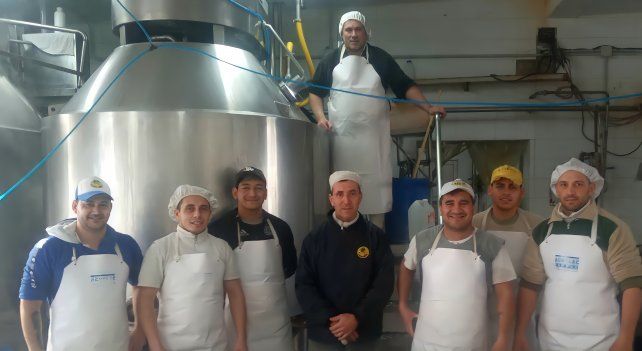 La unión hace la fuerza. Tras la caída de una fábrica en 2016