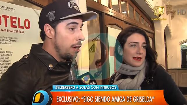 La furia de Esteban Lamothe en medio de una nota con Intrusos