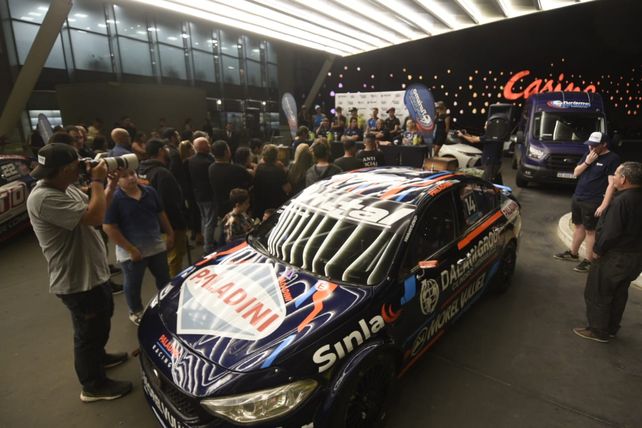 El Fiat Tipo de Yannantuoni y el Civic de Larrauri